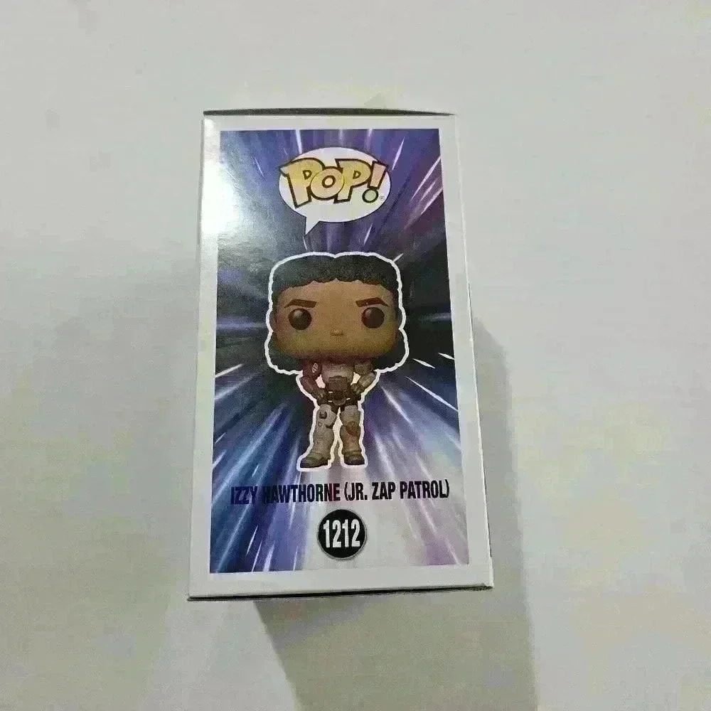 Lightyear lizzy FUNKO POP #1212 - Picture 4 of 4